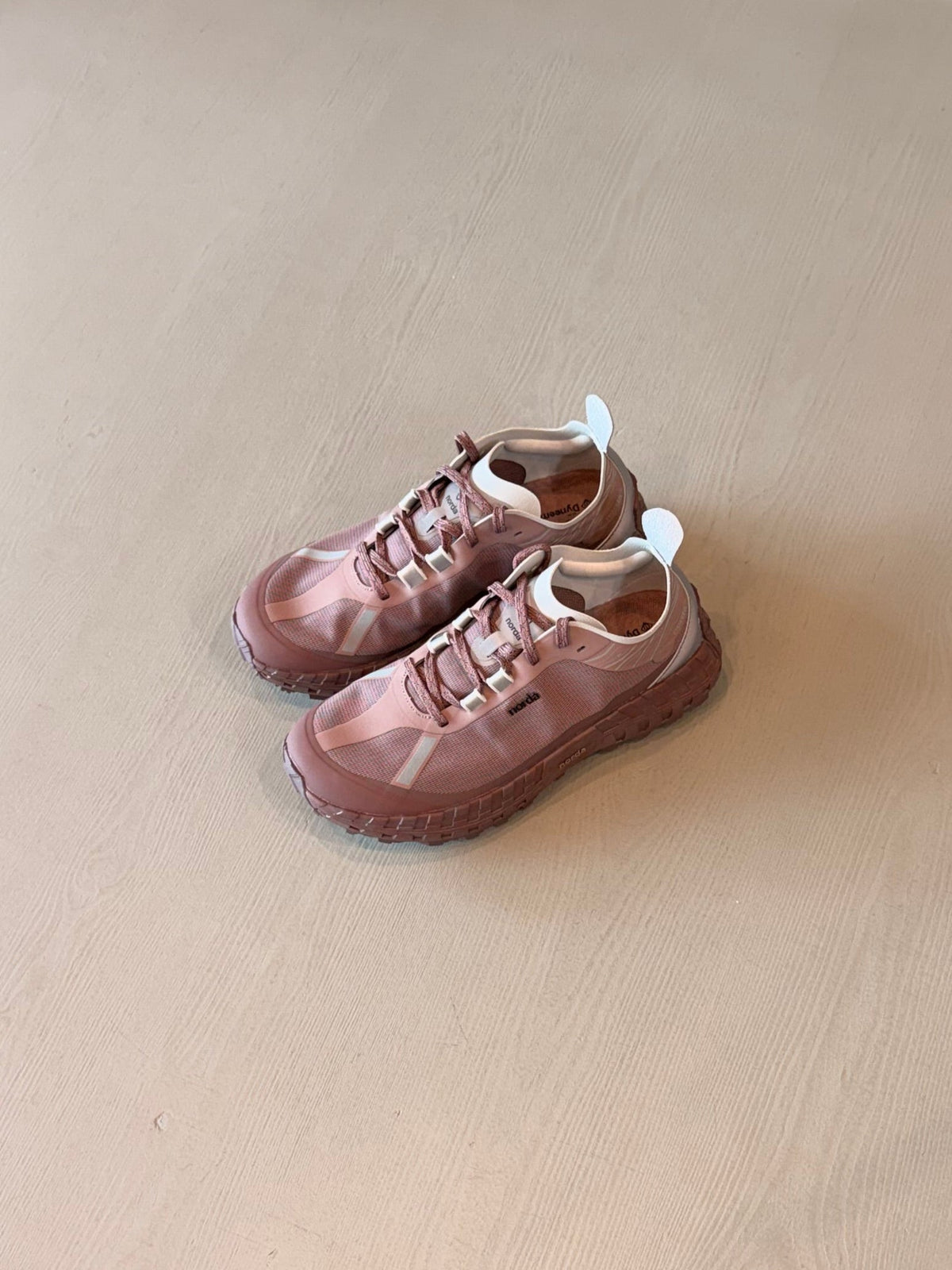 SCORIA SNEAKER