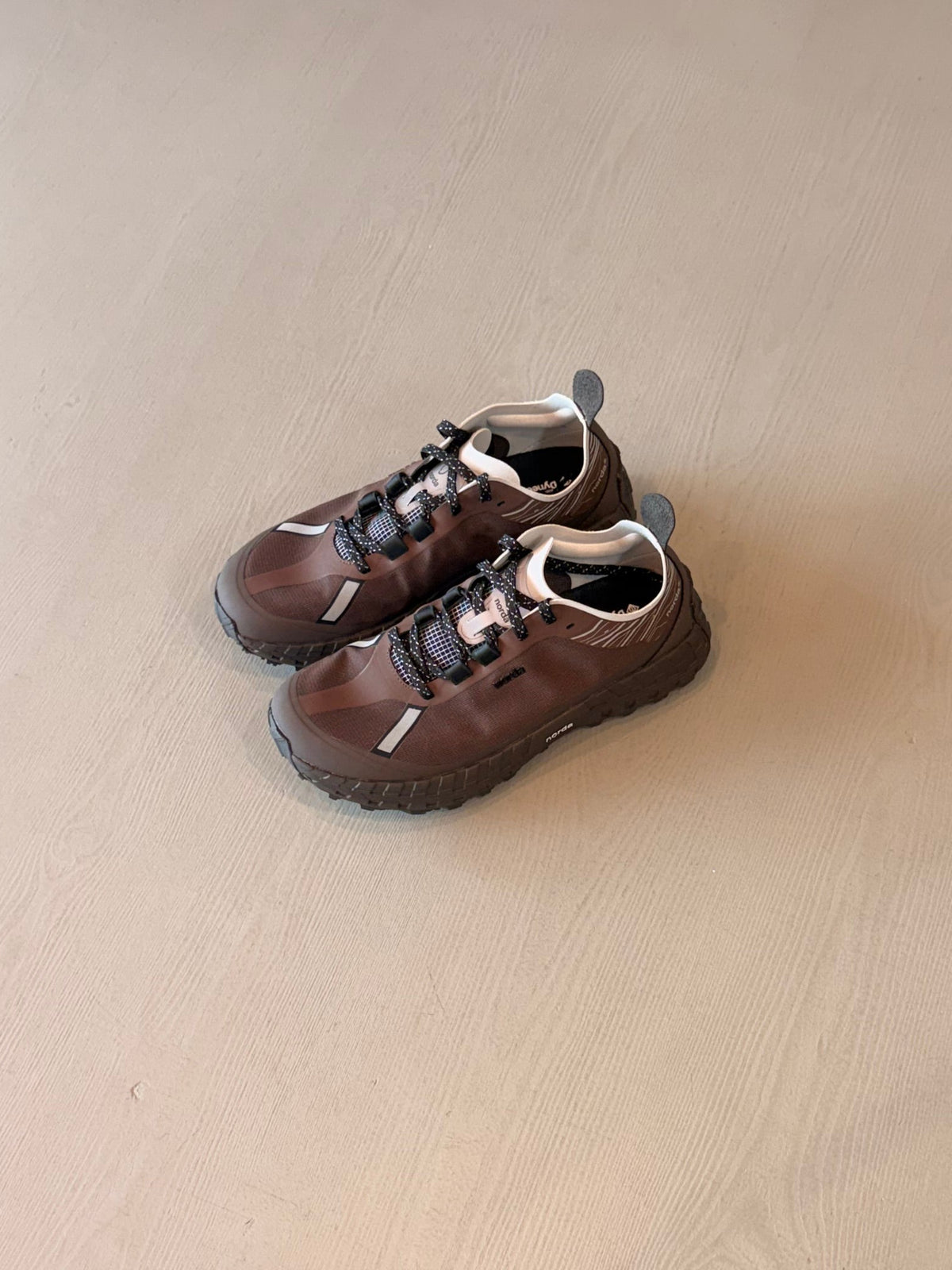 STARANISE SNEAKER