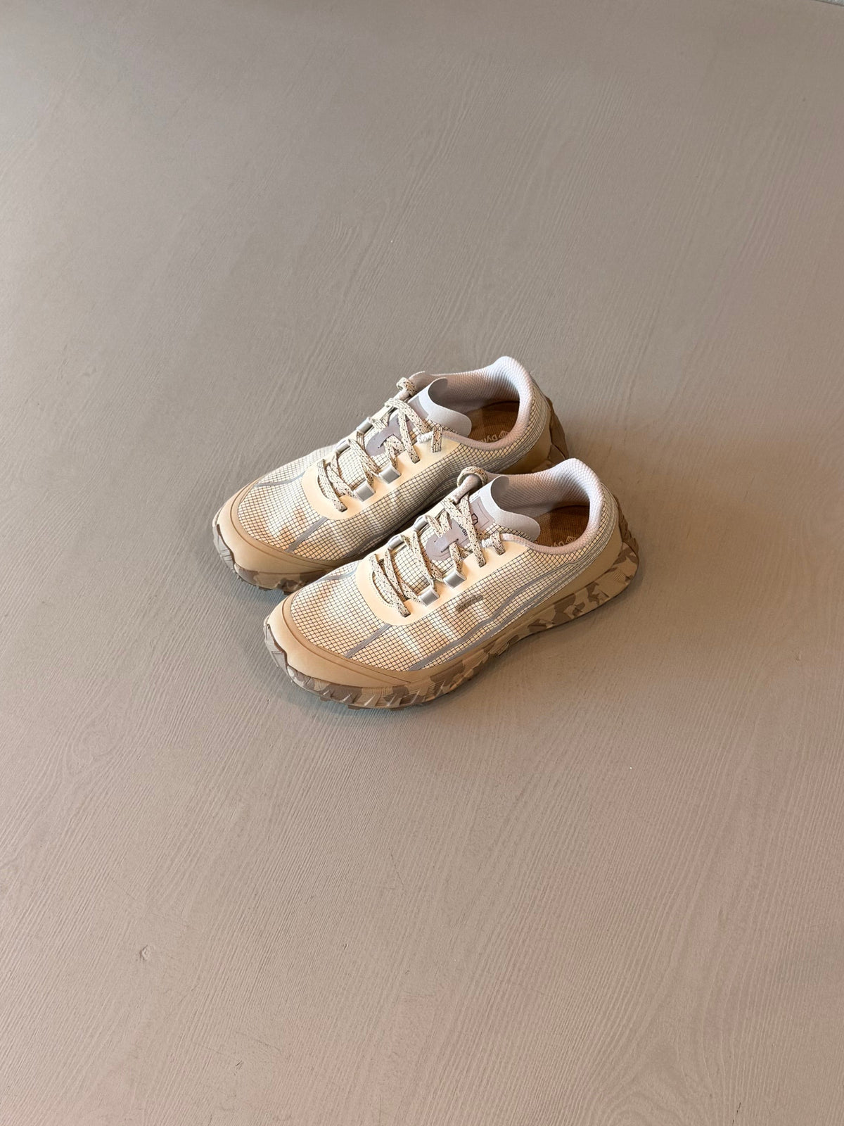 TRAVERTINE SNEAKER