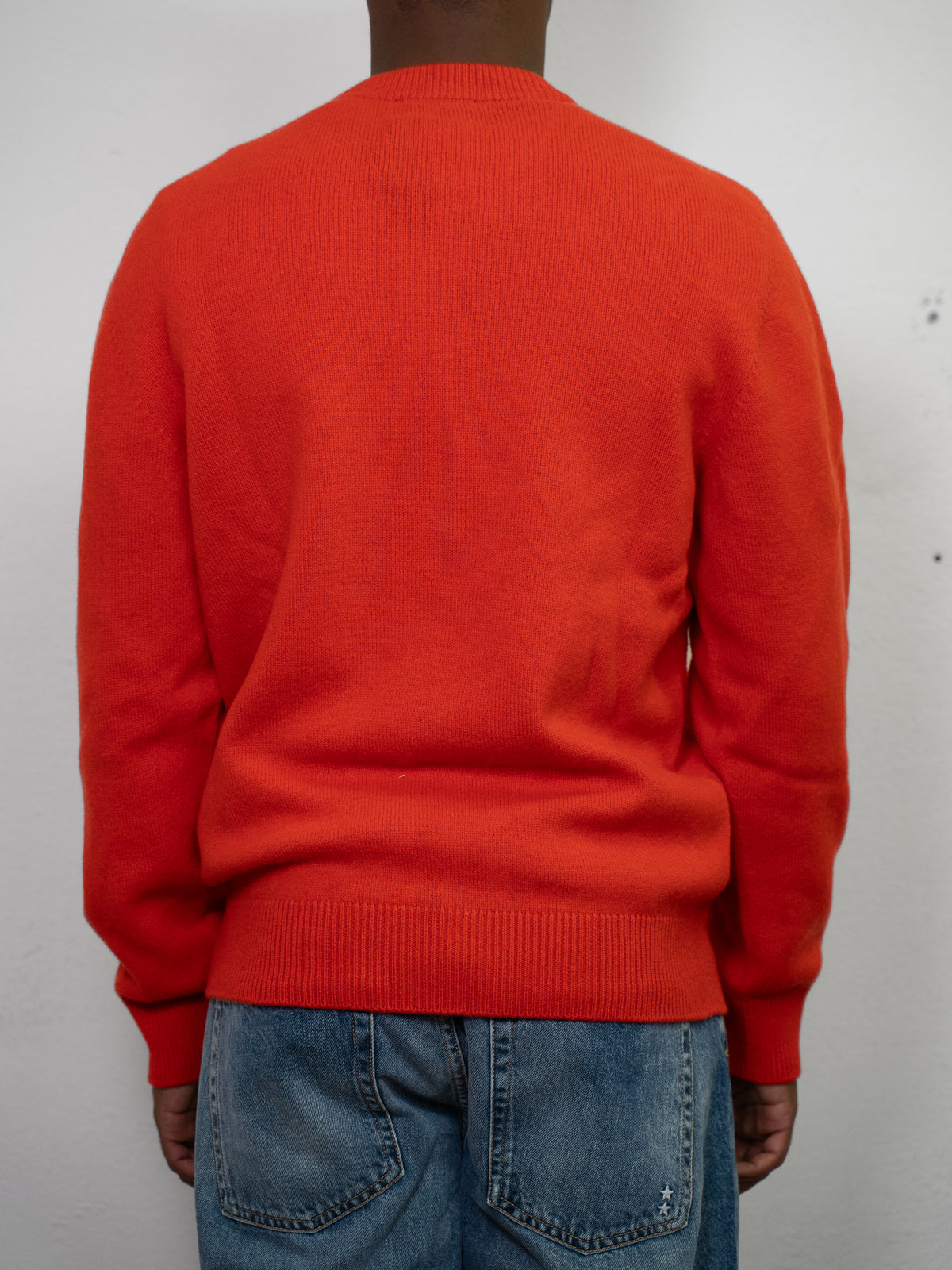 ROUND NECK SWEATER