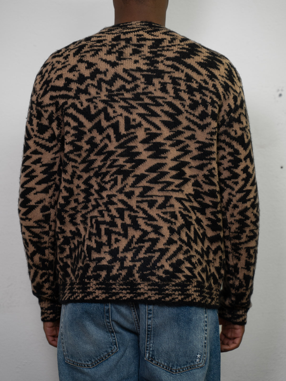 GEOMETRIC SWEATER