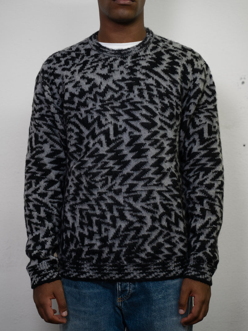 GEOMETRIC SWEATER