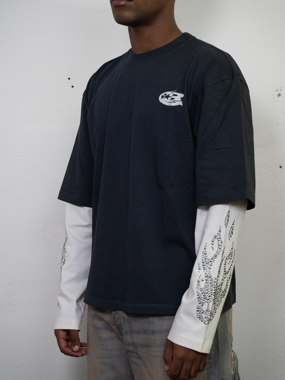 STUDDED LONGSLEEVE