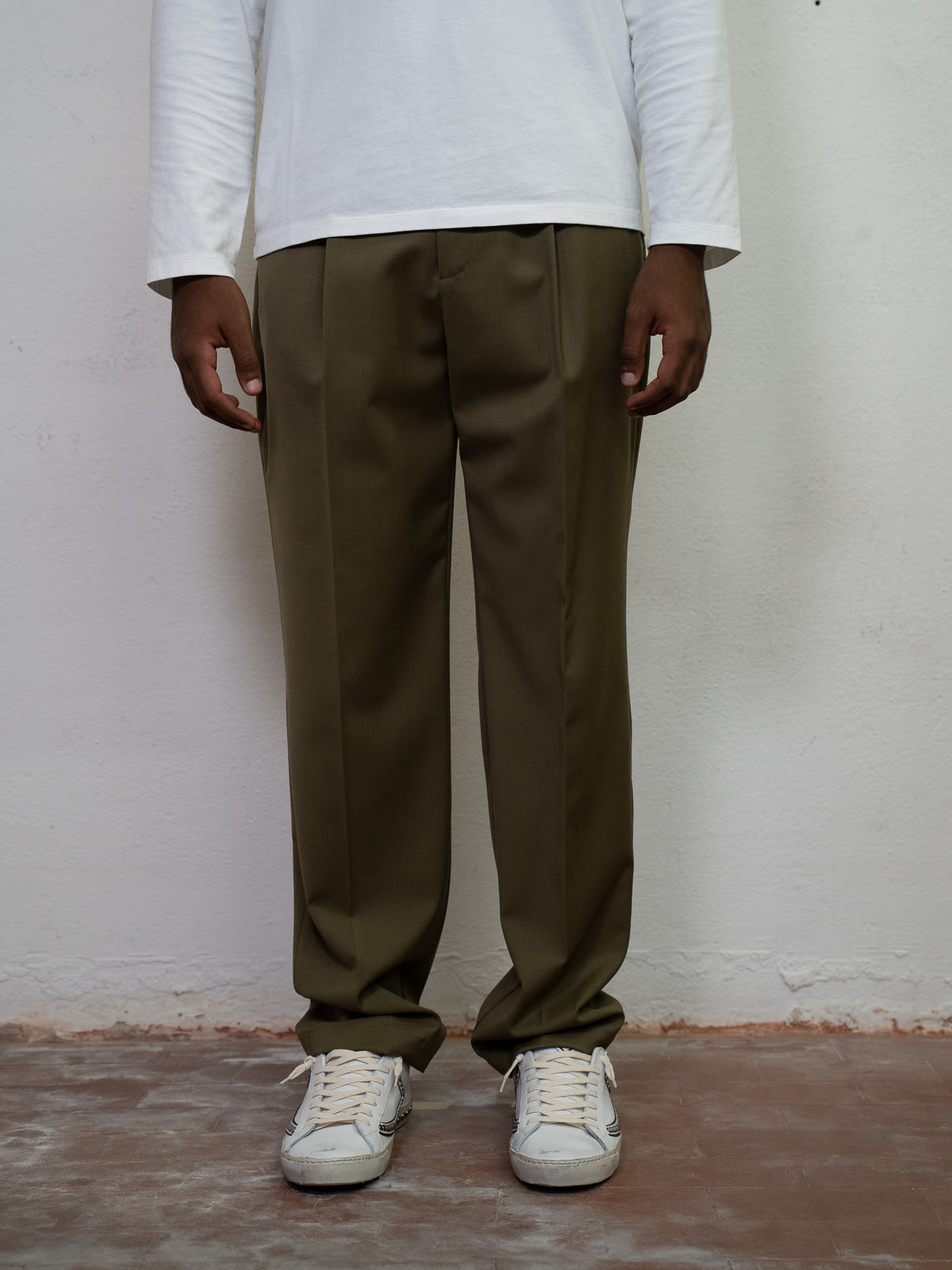 STRAIGHT LEG PANT