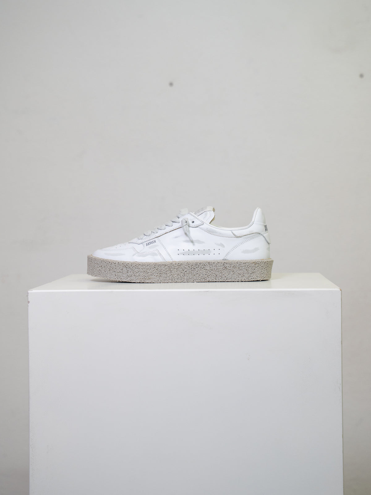LEATHER VINTAGE SNEAKER