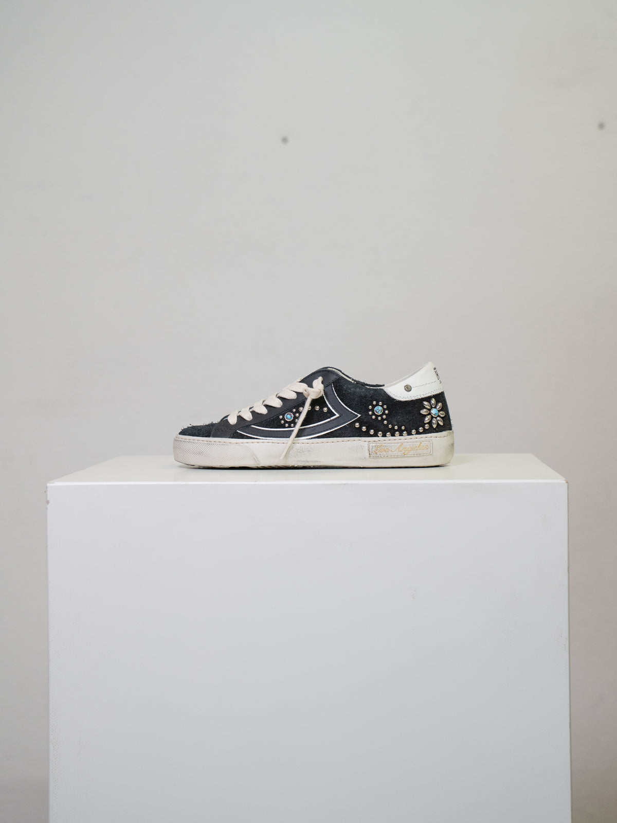 FLOWERS STUDDED LOW SNEAKER