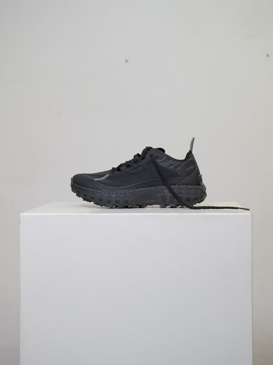STEALTH SNEAKER