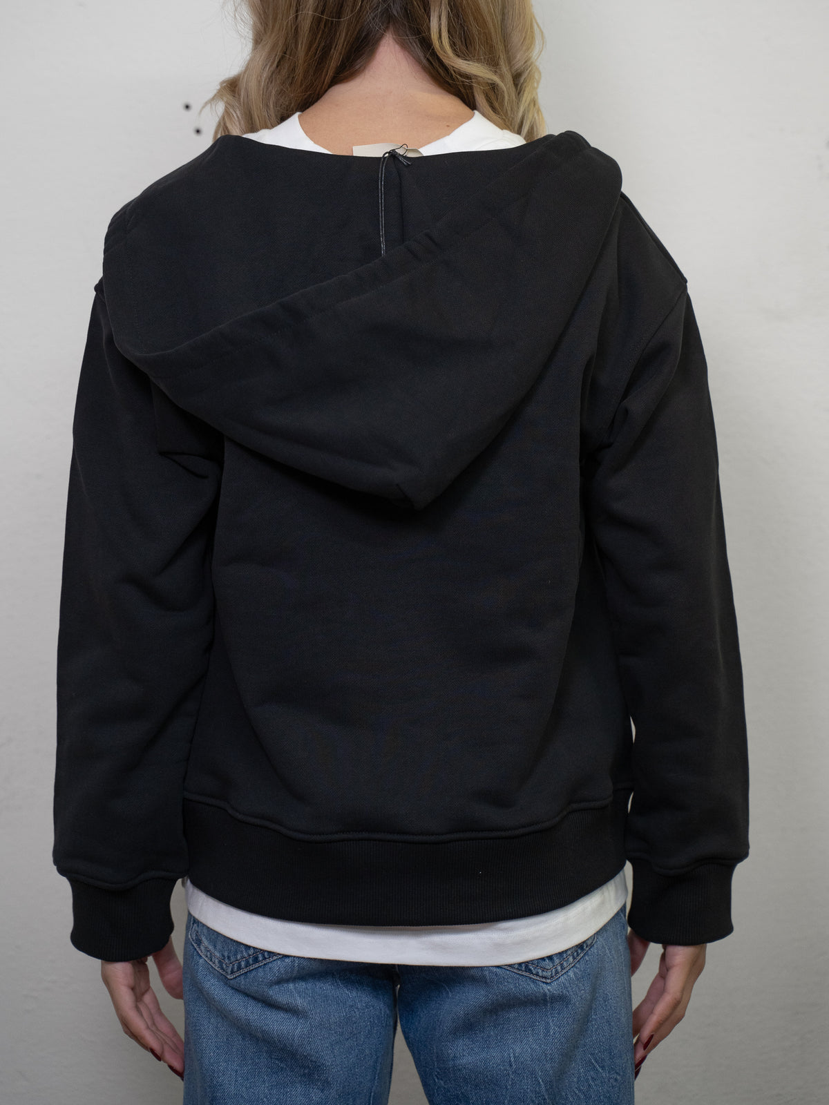 V NECK HOODIE