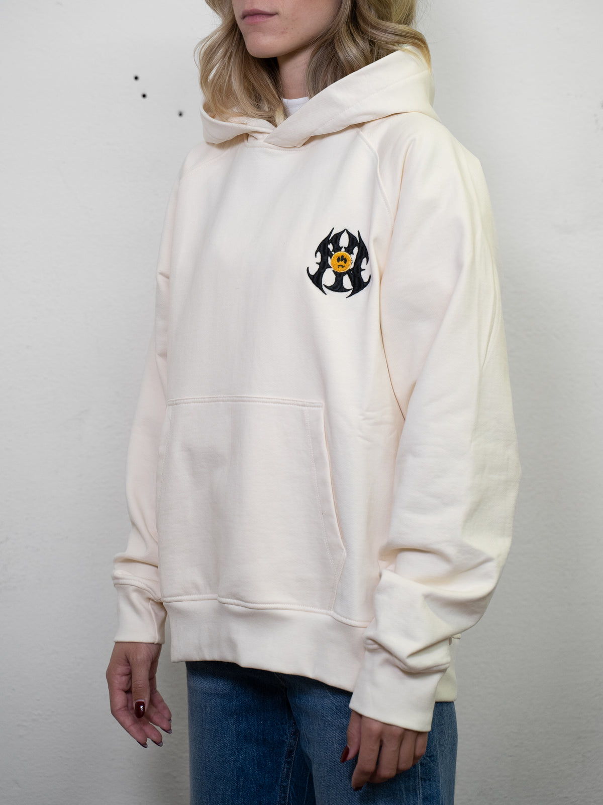 PEARL LOGO HOODIE