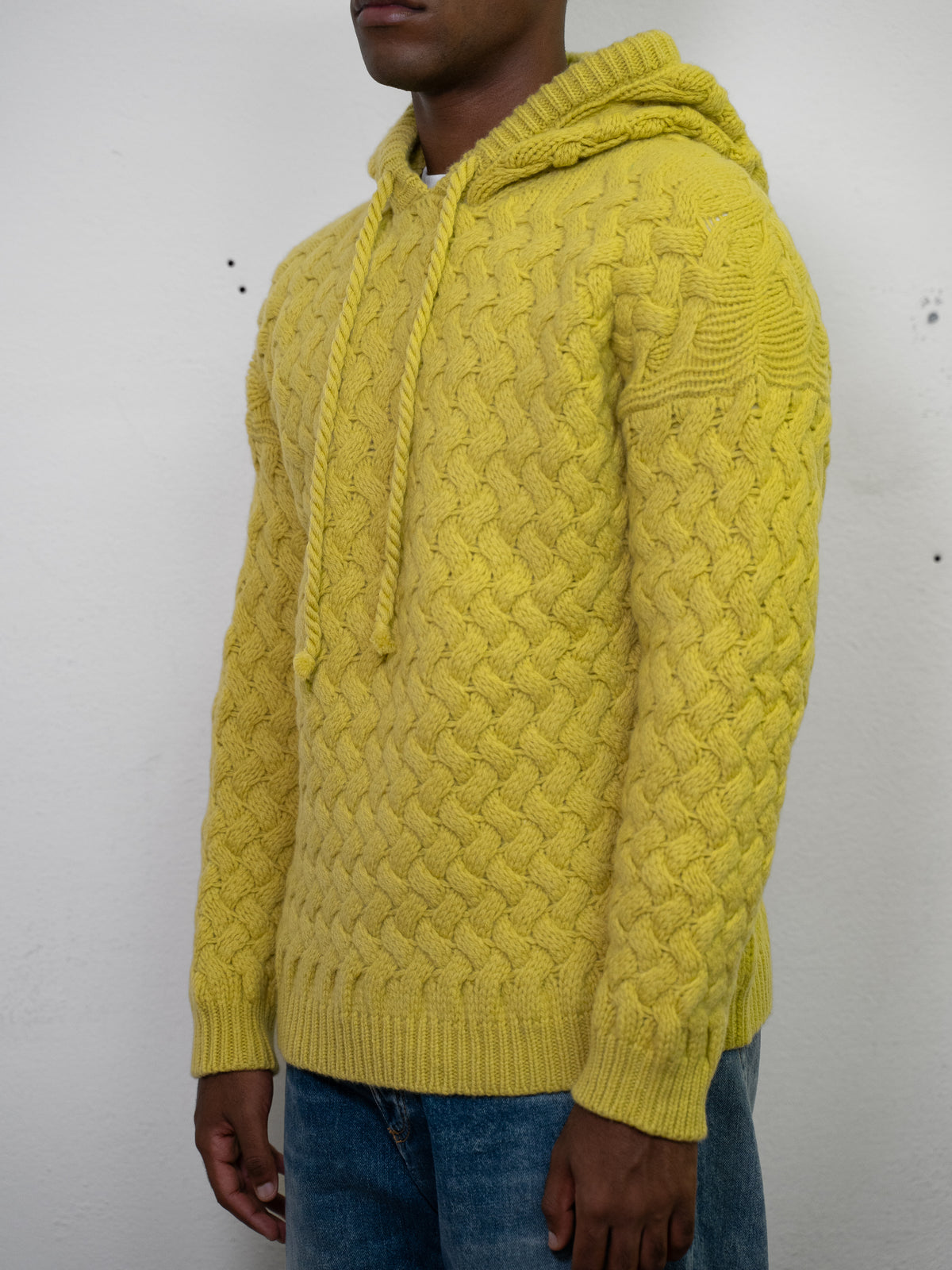 HOODIE SWEATER