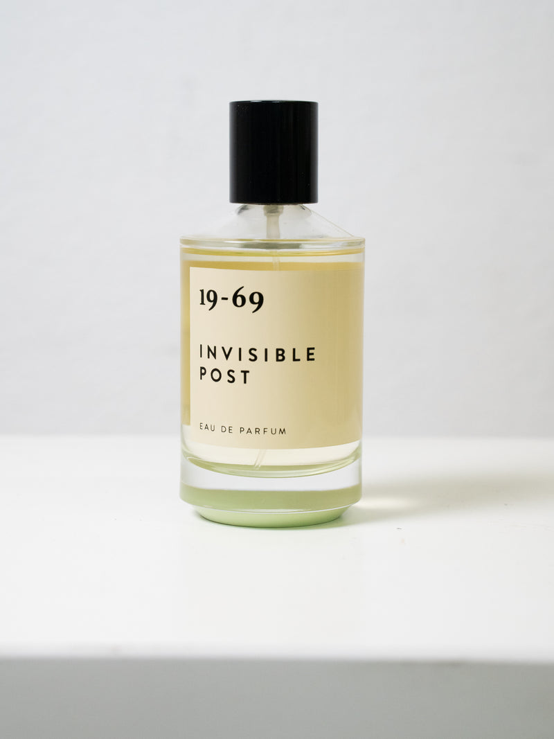 INVISIBLE POST